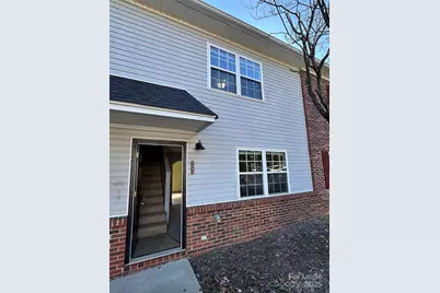 1543 14th Avenue NE, Hickory, NC 28601 - Photo 1