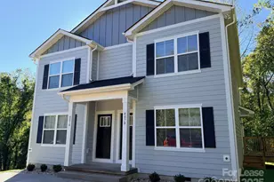 407 15th Ave SW, Hickory, NC 28602 - Photo 1