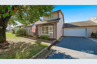 603 29th Avenue NE #126, Hickory, NC 28601 - Photo 1
