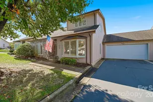 603 29th Ave NE, Hickory, NC 28601 - Photo 1