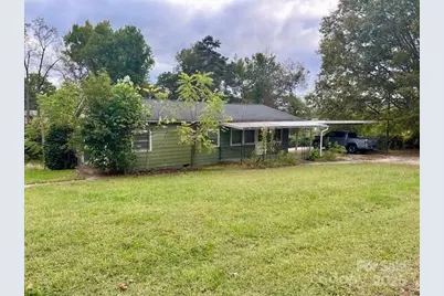 557 Falls Avenue, Granite Falls, NC 28630 - Photo 1