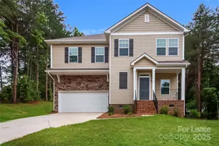 6718 Stoneglen Dr, Denver, NC 28037 - Photo 1