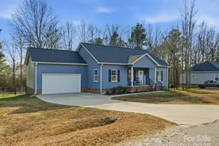 727 Funderburke Rd, Fort Lawn, SC 29714 - Photo 1