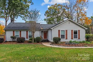 4407 Oak Ln, Charlotte, NC 28213 - Photo 1