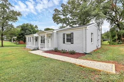 407 Pine Street, Mount Holly, NC 28120 - Photo 1