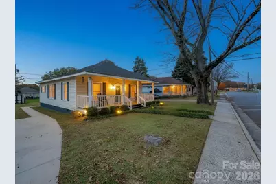 399 Woodlawn Street, Belmont, NC 28012 - Photo 1