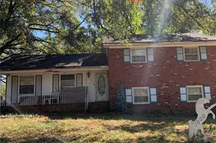 1000 Bobby Ln, Charlotte, NC 28211 - Photo 1