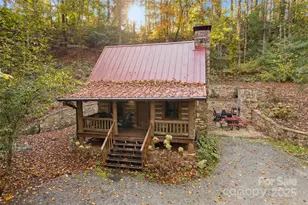 615 Pollys Mountain Rd, Saluda, NC 28773 - Photo 1