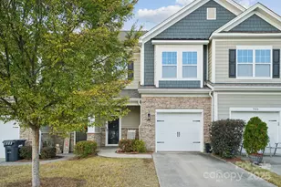 5020 Harris Woods Blvd, Charlotte, NC 28269 - Photo 1