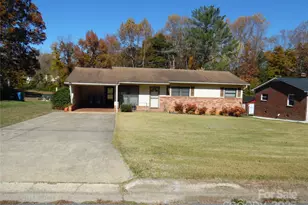 3120 6th Ave SW, Hickory, NC 28602 - Photo 1