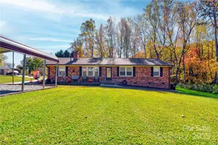 543 Ralphs Blvd, Gastonia, NC 28052 - Photo 1