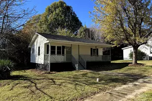 1208 N Ashe Ave, Newton, NC 28658 - Photo 1