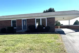 922 Rink Dam Rd, Taylorsville, NC 28681 - Photo 1