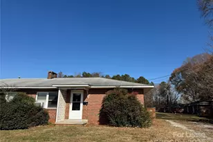 2203 Keener Rd, Lincolnton, NC 28092 - Photo 1