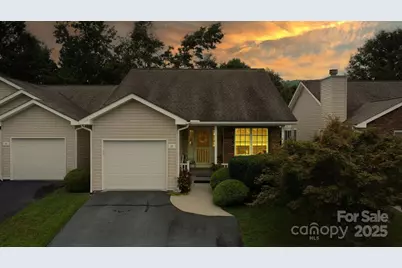 22 S Woodridge View Court, Hendersonville, NC 28791 - Photo 1