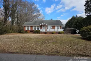 142 Harris St, Rutherfordton, NC 28139 - Photo 1