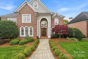 3710 8th St Pl NW, Hickory, NC 28601 - Photo 1