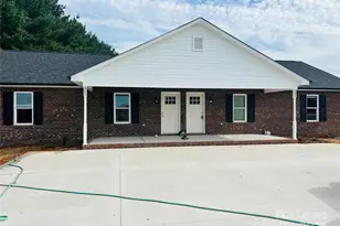 3291 Paul Elmore Rd, Lincolnton, NC 28092 - Photo 1