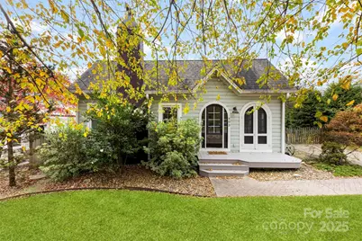 403 Hillcrest Avenue, Gastonia, NC 28052 - Photo 1