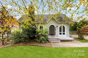 403 Hillcrest Ave, Gastonia, NC 28052 - Photo 1