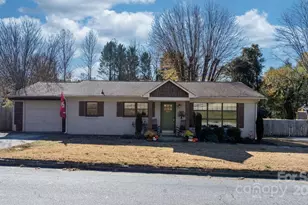 631 Powell Rd, Lenoir, NC 28645 - Photo 1
