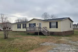 125 Chesapeake Dr, Salisbury, NC 28147 - Photo 1