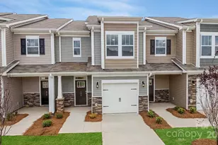 354 Creekview Rd, Hendersonville, NC 28792 - Photo 1