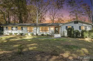 7044 Burlwood Rd, Charlotte, NC 28211 - Photo 1