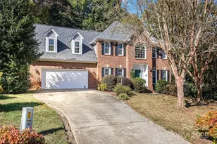 2507 Bathgate Ln, Matthews, NC 28105 - Photo 1
