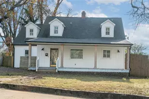 203 Morehead St, Morganton, NC 28655 - Photo 1