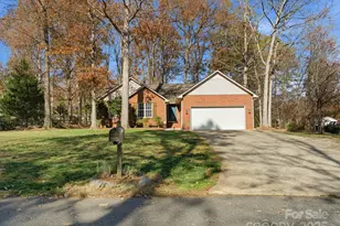 6006 Charlton Oaks Dr, Waxhaw, NC 28173 - Photo 1