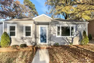 252 N Patterson St, Statesville, NC 28677 - Photo 1