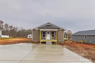 152 Duke St, Granite Falls, NC 28613 - Photo 1