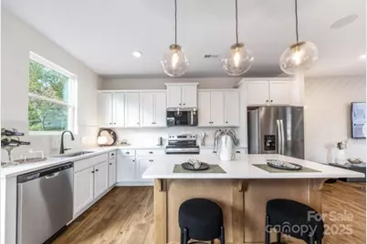 11622 Sapsucker Lane, Charlotte, NC 28215 - Photo 1