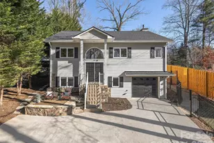 17 Lake Ave, Black Mountain, NC 28711 - Photo 1