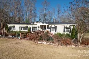 3122 Vance Denton Rd, Morganton, NC 28655 - Photo 1