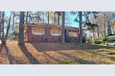 553 Derrydowne Drive, Charlotte, NC 28213 - Photo 1