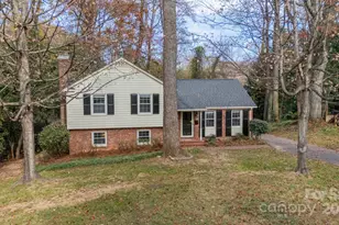 3221 Northampton Dr, Charlotte, NC 28210 - Photo 1