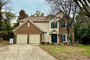 126 Lake Davidson Cir, Davidson, NC 28036 - Photo 1