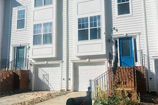 6517 Soapstone Dr, Charlotte, NC 28269 - Photo 1