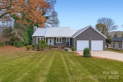 318 Queens Cove Road, Mooresville, NC 28117 - Photo 1