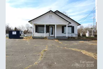 387 Railroad Avenue, Rutherfordton, NC 28160 - Photo 1