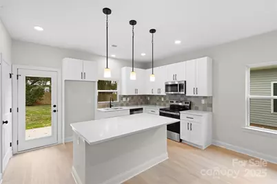 7801 Casa Loma Road, Charlotte, NC 28269 - Photo 1