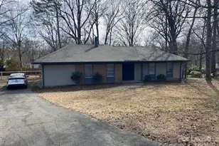 2106 Wellwood Cir, Charlotte, NC 28212 - Photo 1