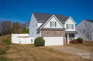 108 McGarty Pl, Mount Holly, NC 28120 - Photo 1