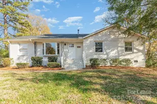 6701 Lynmont Dr, Charlotte, NC 28212 - Photo 1