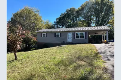 1115 Sandhurst Drive #9, Newton, NC 28658 - Photo 1