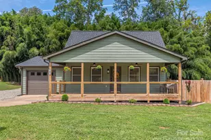 93 Cresthaven Dr, Clyde, NC 28721 - Photo 1