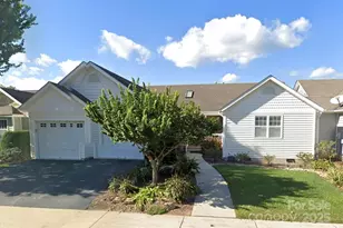 177 Charlestown Dr, Hendersonville, NC 28792 - Photo 1