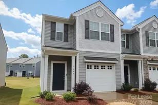 9043 Lowfalls Ln, Charlotte, NC 28216 - Photo 1